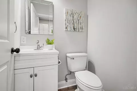 Bath - 1720 Dexter Ave, Cincinnati, OH 45206 photo 1 of 4