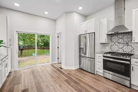 Kitchen - 1720 Dexter Ave, Cincinnati, OH 45206 photo 4 of 4