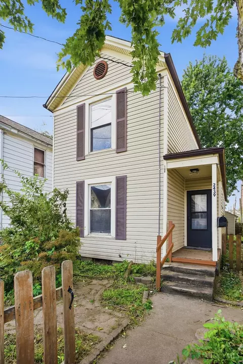 2439 Benninghofen Ave, Hamilton, OH 45015