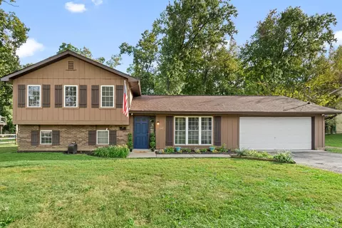 1147 Ferris Rd, Amelia, OH 45102