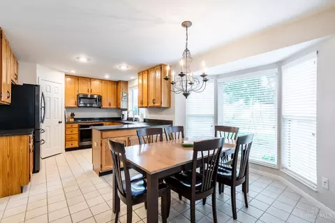 Dining - 5013 Barnsby Ln, Cincinnati, OH 45244 photo 1 of 5