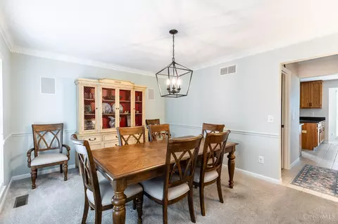 Dining - 5013 Barnsby Ln, Cincinnati, OH 45244 photo 5 of 5