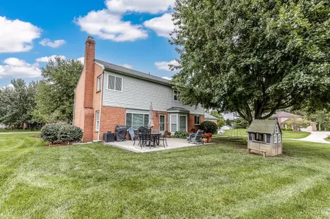 Exterior - 5013 Barnsby Ln, Cincinnati, OH 45244 photo 4 of 8