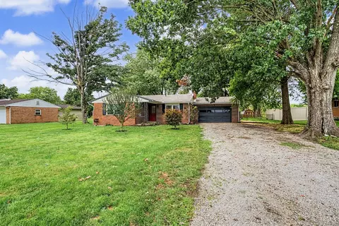 Exterior - 4853 Eck Rd, Middletown, OH 45042 photo 2 of 16