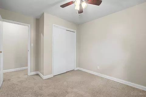 Bedroom - 4853 Eck Rd, Middletown, OH 45042 photo 6 of 9