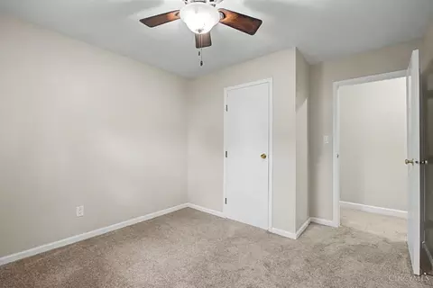 Bedroom - 4853 Eck Rd, Middletown, OH 45042 photo 2 of 9
