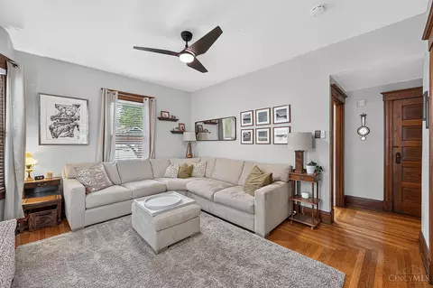 Living - 2913 Minot Ave, Cincinnati, OH 45209 photo 3 of 4
