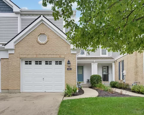 4188 Village Dr, Mason, OH 45040