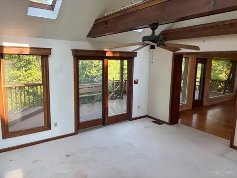 Living - 454 Beechtree Dr, Cincinnati, OH 45224 photo 4 of 6