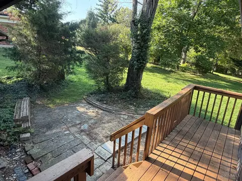 Exterior - 454 Beechtree Dr, Cincinnati, OH 45224 photo 4 of 8