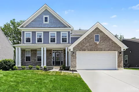 2112 Silver Linden Dr, Tipp City, OH 45371