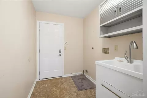 Other - 10934 Fallstone Dr, Cincinnati, OH 45246 photo 4 of 27