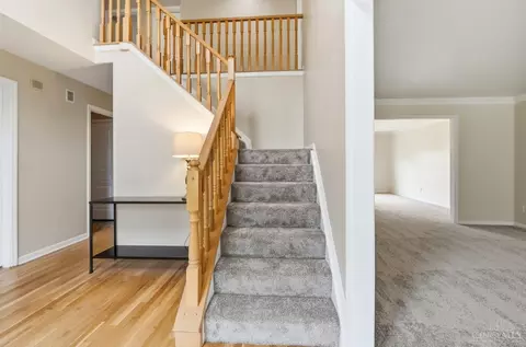 Entry Way - 10934 Fallstone Dr, Cincinnati, OH 45246 photo 7 of 8