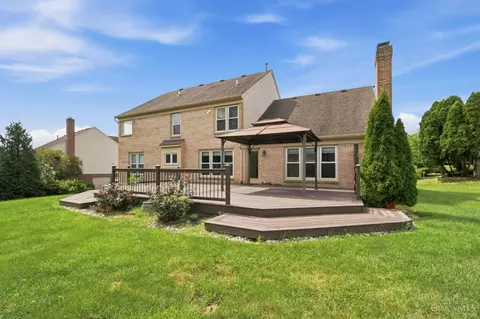Exterior - 10934 Fallstone Dr, Cincinnati, OH 45246 photo 6 of 6