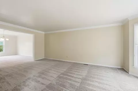 Living - 10934 Fallstone Dr, Cincinnati, OH 45246 photo 1 of 8