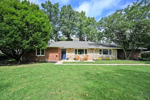 Exterior - 3654 Galbraith Rd, Cincinnati, OH 45236 photo 3 of 8