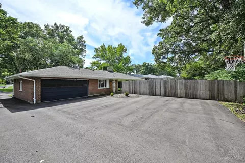 Exterior - 3654 Galbraith Rd, Cincinnati, OH 45236 photo 8 of 8