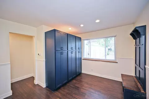 Entry Way - 3654 Galbraith Rd, Cincinnati, OH 45236 photo 1 of 1