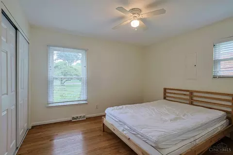 Bedroom - 10111 Zig Zag Rd, Blue Ash, OH 45242 photo 2 of 2