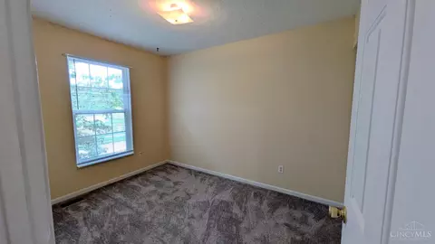 Bedroom - 4258 Tranquility Ct, Batavia, OH 45103 photo 2 of 5