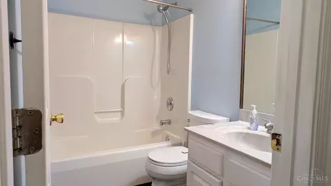 Bath - 4258 Tranquility Ct, Batavia, OH 45103 photo 1 of 3