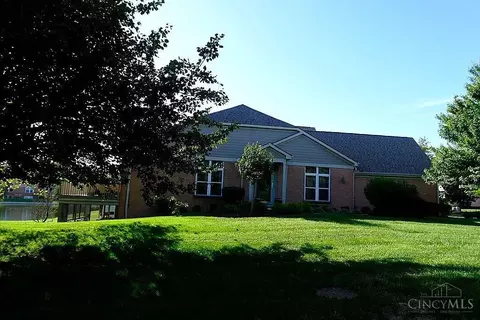 7493 Great Waters Ln, West Chester, OH 45069