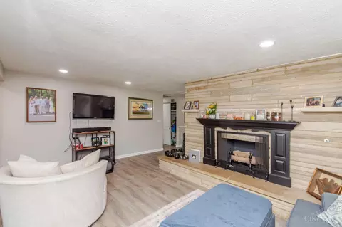 Other - 20 Bristol Dr, Centerville, OH 45458 photo 3 of 9