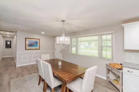 Dining - 20 Bristol Dr, Centerville, OH 45458 photo 2 of 2