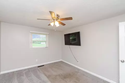 Bedroom - 20 Bristol Dr, Centerville, OH 45458 photo 5 of 8