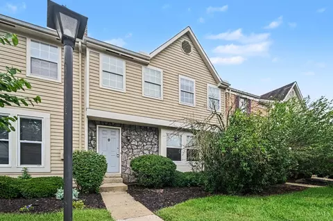 1024 Stratford Ct, Loveland, OH 45140