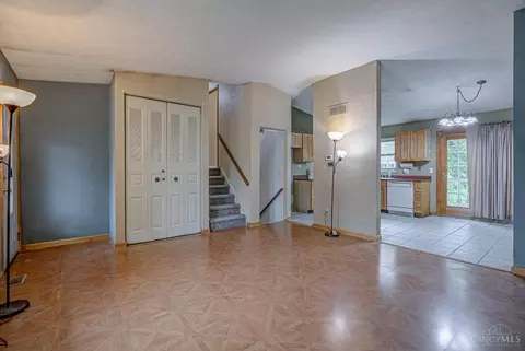 Living - 200 Westbrook Dr, Harrison, OH 45030 photo 2 of 5