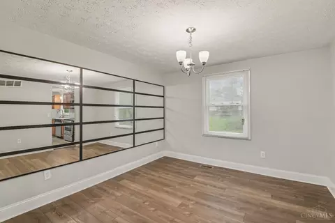 11258 Lodgeview Ct, Forest Park, OH 45240 photo 7