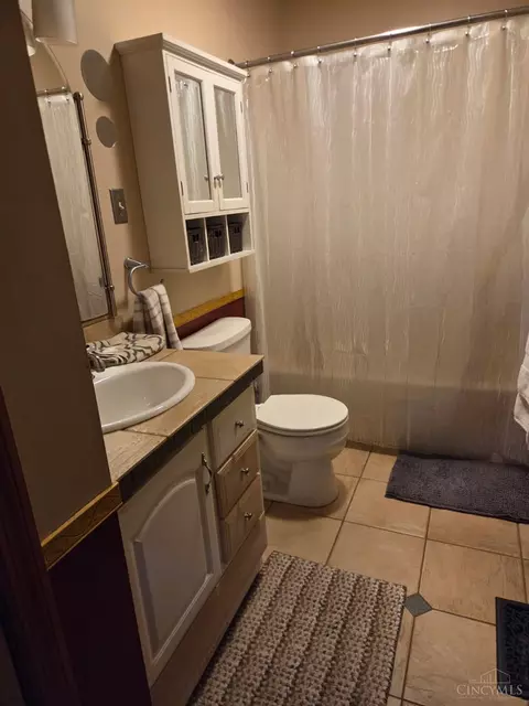 Bath - 3582 Lucas Rd, Blanchester, OH 45107 photo 2 of 2