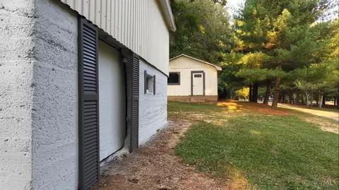 Exterior - 3582 Lucas Rd, Blanchester, OH 45107 photo 8 of 8