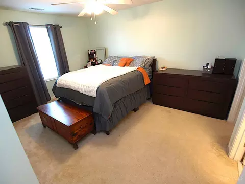 Bedroom - 7609 Skyview Cir, Cincinnati, OH 45248 photo 3 of 3