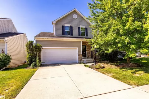 3712 Whisper Creek Dr, Dayton, OH 45414