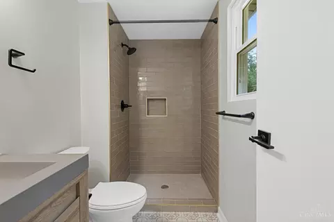 Bath - 2618 Hunt Rd, Reading, OH 45236 photo 1 of 5