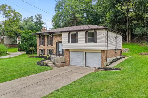 Exterior - 2618 Hunt Rd, Reading, OH 45236 photo 3 of 7