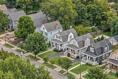 View/Area - 3722 Drake Ave, Cincinnati, OH 45209 photo 1 of 4