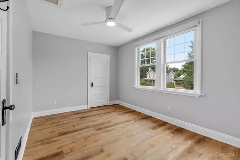 Bedroom - 3722 Drake Ave, Cincinnati, OH 45209 photo 1 of 7