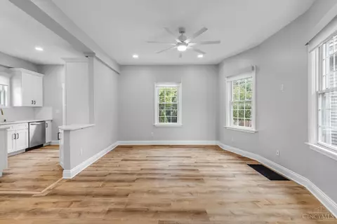 Living - 3722 Drake Ave, Cincinnati, OH 45209 photo 2 of 3