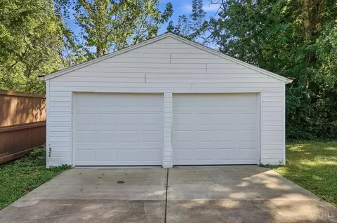 Exterior - 9520 West Ave, Blue Ash, OH 45242 photo 11 of 12