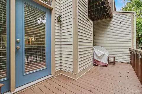 Exterior - 1021 Windsor St, Cincinnati, OH 45206 photo 2 of 3