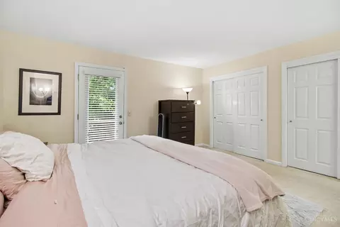 Bedroom - 1021 Windsor St, Cincinnati, OH 45206 photo 3 of 3