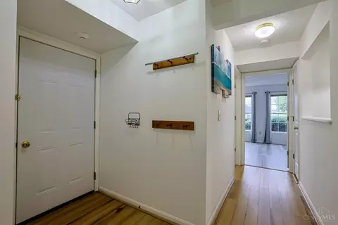 Entry Way - 8404 Ridge Pointe Ct, Cincinnati, OH 45237 photo 1 of 1