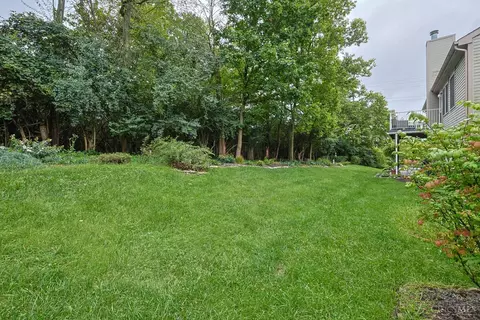 Exterior - 8404 Ridge Pointe Ct, Cincinnati, OH 45237 photo 4 of 6