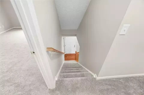 Entry Way - 6749 Spring Arbor Dr, Mason, OH 45040 photo 2 of 3