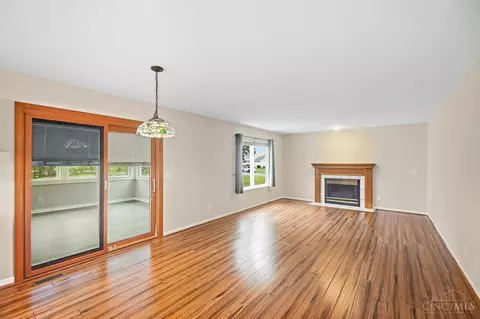 Living - 6749 Spring Arbor Dr, Mason, OH 45040 photo 5 of 9