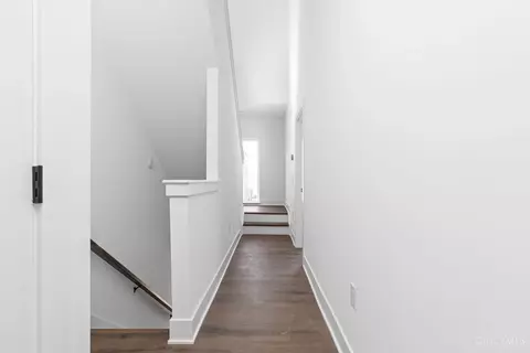 Entry Way - 1628 Everly Pl, Cincinnati, OH 45206 photo 1 of 2