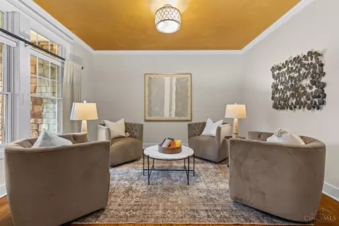 Living - 503 Barnside Ln, Cincinnati, OH 45233 photo 2 of 2